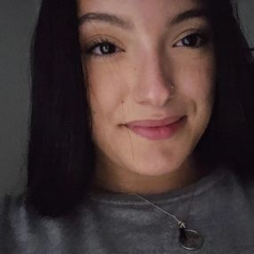 Yohanna, Niñera o canguro en San Pedro