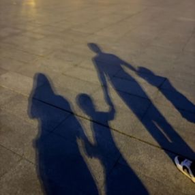 Nayely, Familia en Logroño