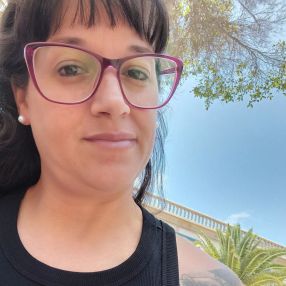 Maria, Niñera o canguro en Cazalegas
