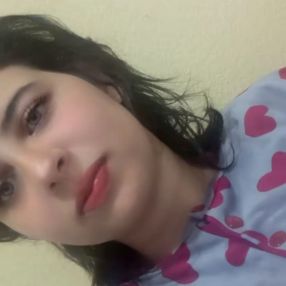 IMANE, Babysitter in Melilla