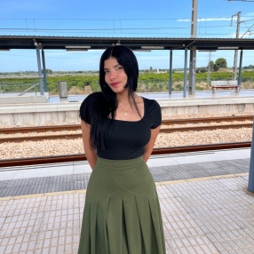 Victoria, Babysitter in El Grau de Moncofa