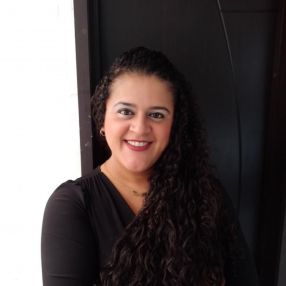 Sandra Milena, Niñera o canguro en Sada