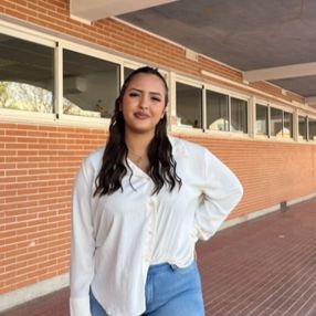 Rania, Babysitter in Rojales