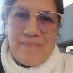 Adriana, Niñera o canguro en Mislata