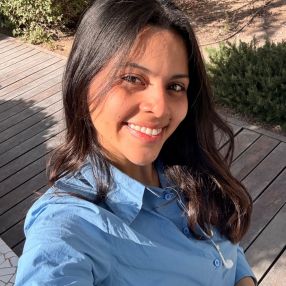 Neisy pala, Babysitter in Algemesí