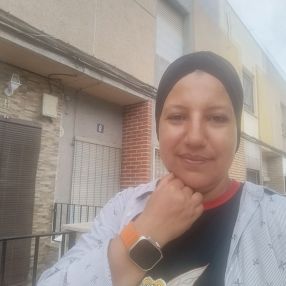 Souad, Babysitter in Alzira
