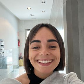 Uxía, Niñera o canguro en Oseiro