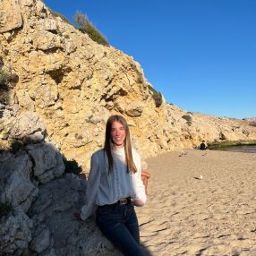 Noemi, Niñera o canguro en Torrelles de Foix