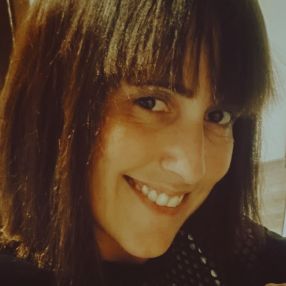 Sonia, Niñera o canguro en Sarria