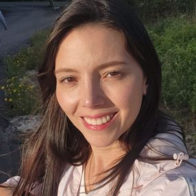 Leidy, Niñera o canguro en Rianxo