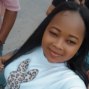BRENDA, Niñera o canguro en Rentería