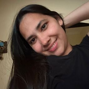Lisbeth, Babysitter in Yecla