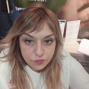 Helga, Babysitter in Bescanó