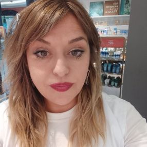 Helga, Babysitter in Bescanó