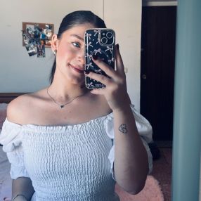Coraima, Babysitter in Álora