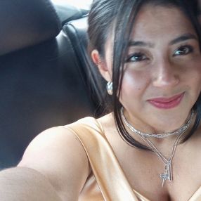 Berenice, Niñera o canguro en Totana