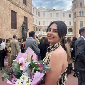 Alejandra, Niñera o canguro en San Vicente de Barakaldo