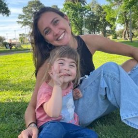 Maria Florencia, Babysitter in Torrente