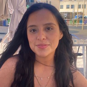 Bea, Babysitter in Illes Balears