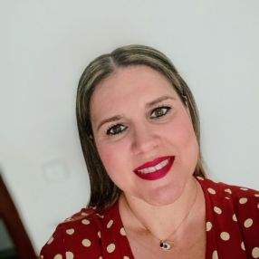Silvia, Niñera o canguro en Novelda