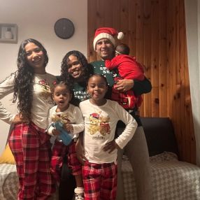 Dayana, Familia en Barcelona