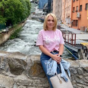 Carla, Babysitter in la Nucia