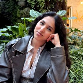 Asma, Niñera o canguro en Rubí