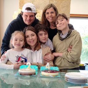 Camila, Familia en Lugo
