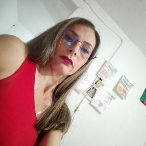 Trinidad, Babysitter in Tudela