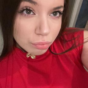 Cynthia, Niñera o canguro en Bailén