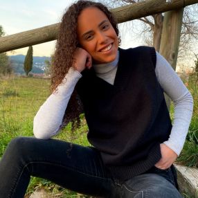 Ana, Niñera o canguro en Castellar del Vallès