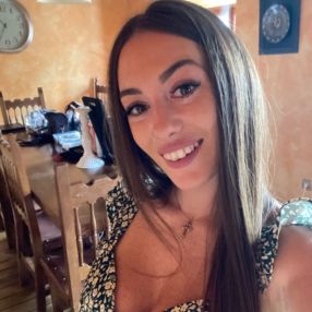 Nerea, Niñera o canguro en Ribadesella