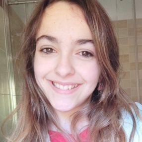 Isaura, Babysitter in Solares