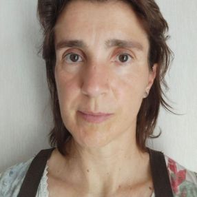 Marta Arocena, Niñera o canguro en Artica