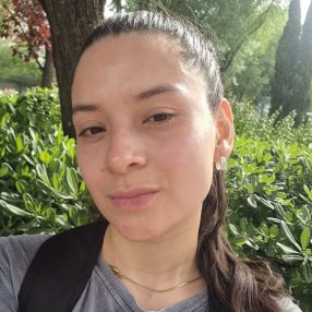 Heidy Julieth, Babysitter in Gijón