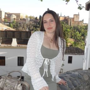 Saray, Niñera o canguro en Vilanova del Camí