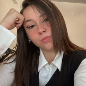 Orhideea, Babysitter in Daimiel