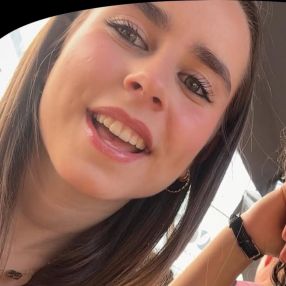 Nadin, Niñera o canguro en Lodosa