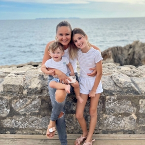 Lenka, Familia en Las Salinas