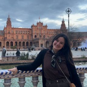 Laia, Niñera o canguro en Vila-real