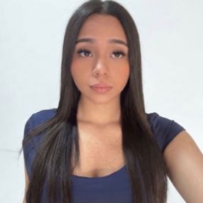 Alexandra, Niñera o canguro en Ribarroja de Turia