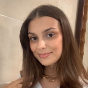Claudia, Babysitter in Picassent