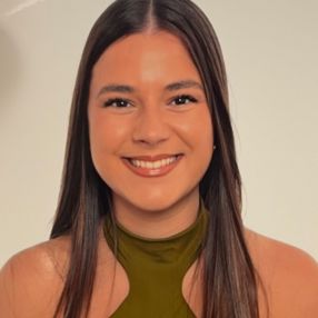 Susana, Babysitter in Osuna