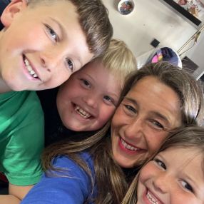 Heike, Familia en L'Aldea