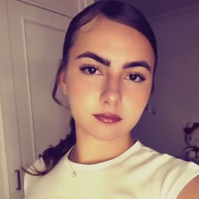 Adelina Andrea, Babysitter in Ordizia
