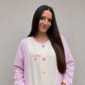 Cristina, Niñera o canguro en Los Corrales de Buelna