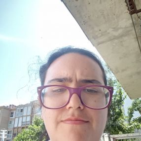 María luisa, Niñera o canguro en Béjar