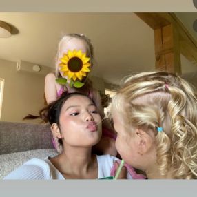 Pasang, Babysitter in Cervera