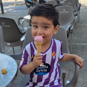Arnau, Familia en Viladecans
