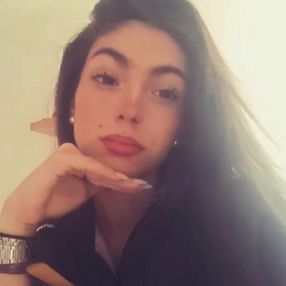 Gisela, Niñera o canguro en Zafra